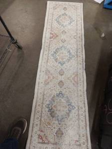 lot 1947 image: Vintage Persian Style Runner Rug 86X23in
