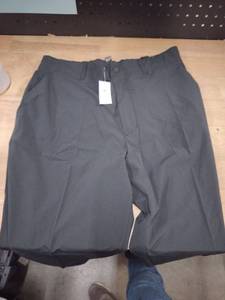 lot 2274 image: Ladies black stretchy pants size M&nbsp