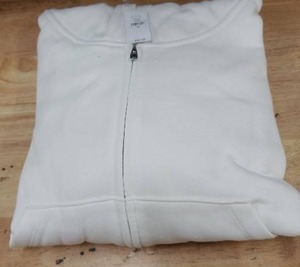lot 2283 image: Gap brand white hoodie size M&nbsp