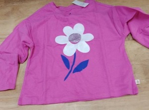 lot 2287 image: Gap brand pink long sleeve T-shirt pink flower ages 4 years&nbsp
