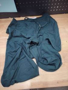 lot 2291 image: Ladies green sleep pants XS&nbsp