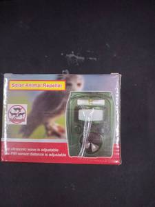 lot 6228 image: Solar-Powered Ultrasonic Animal Repeller Device - Retail $25