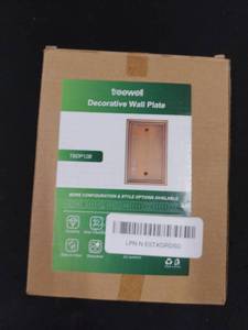 lot 6239 image: Treewell Decorative Wall Plate - Bronze Finish - Retail $8