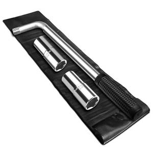 lot 6337 image: pgroup Telescoping Lug Wrench, Extended Lug Wheel Wrench with 17mm19mm(34�), 21mm(1316�)22mm(78�) Chrome Vanadium Steel Sockets for Car, Truck, Vans - Retail $16
