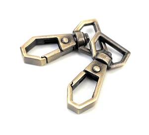 lot 18040 image: VersaKits 10 Pcs Heavy Duty Swivel Lobster Claw Clasps 12 Inch Brass D Ring Push Gate Snap Hooks Trigger Clips for Keychain Purse Strap Pet Leash Lanyard Collar - Retail $10