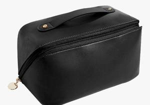 lot 20097 image: Travel Makeup Bag for women, Large Capacity Cosmetic Bags Portable PU Leather Make-up Organizer with Handle, Divider and Lays Flat (Black)