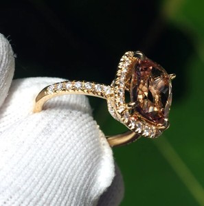 lot 2129 image: Golden Ring Orange Size 6 (actual product may differ from stock photo) - Retail $40
