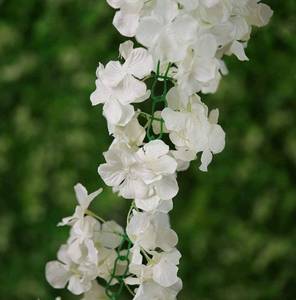 lot 3879 image: Artificial White Cherry Blossom Garland - Retail $15