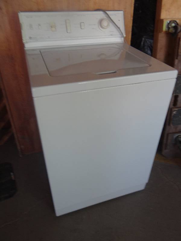 lot 4213 image: Maytag washer electric.