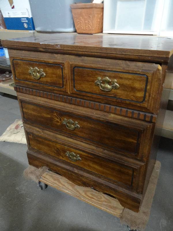 lot 4219 image: 3 Drawer wood dresser.