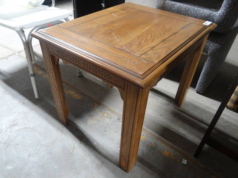 lot 4236 image: Wooden end table.