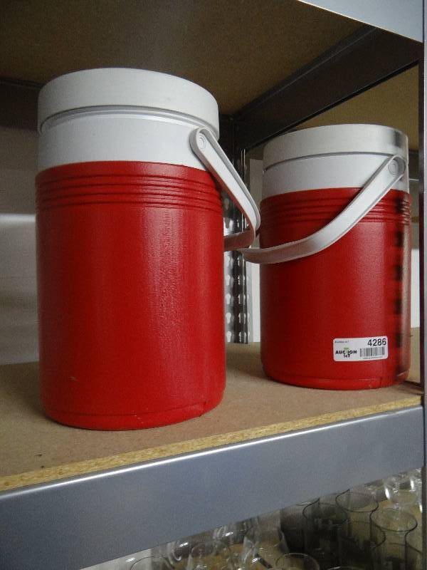 lot 4286 image: 2 Drinking coolers.