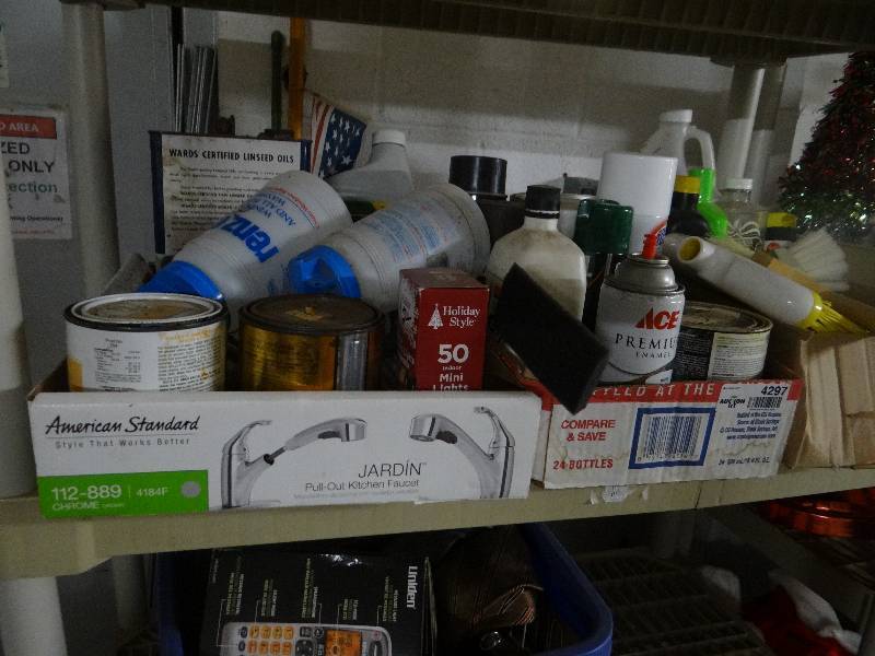 lot 4297 image: Lot of paint, weed killer, plant food, chemicals.