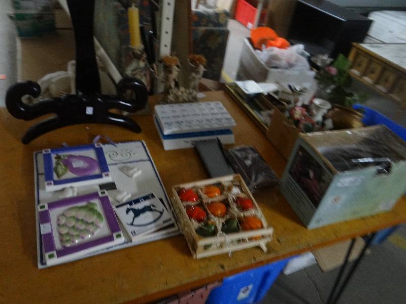 lot 4299 image: Lot of home decor, vases, picture frames, kitchen decor.