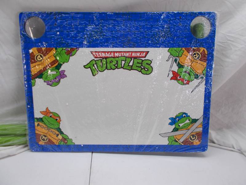 lot 1081 image: teenage mutant turtles activity table