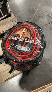lot 450 image: 200 Amp Heavy Duty Jumper Cables - 13ft
