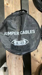 lot 454 image: 25ft Heavy Duty Jumper Cables 4 Gauge