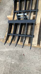 lot 722 image: (Unused)- Heavy Duty mini Excavator Rake Attachment