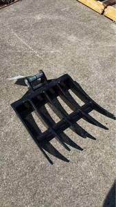 lot 21 image: Unused Ranch IREAS Heavy-Duty Landscape Rake Attachment