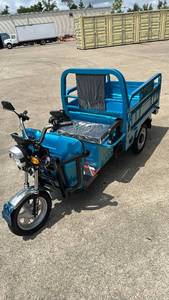 lot 616 image: 2025 IRET13 High-End Electric Tricycle (ASSEMBLY REQUIRED) Read description for more details.&nbsp &nbsp800W 60V20A - Dump Bed - Speed Regulating &amp Boosting Device to Ensure Strong Output Power - Very Powerful - LCD Panel - LED Headlights