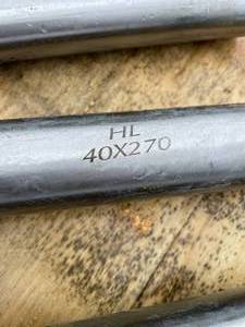 lot 94 image: (Unused) - Universal bucket pins - 6 pins - 40mm x 270mm