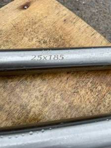 lot 87 image: (Unused) - Universal bucket pins - 6 pins - 25mm x 185mm