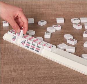 lot 23001 image: 4PCS Mahjong Racks with Pushers (White), American Mahjong All-in-one Tile Rack with Pusher Combo