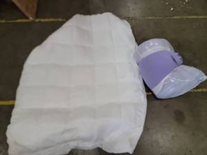lot 23032 image: Mystery White and Lavender Mattress Topper and Cover