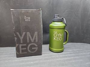lot 50728 image: THE GYM KEG Insulated Water Bottle