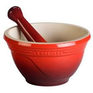 lot 29749 image: Le Creuset Stoneware Mortar and Pestle Set
