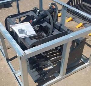 lot 5210 image: UNUSED LandHonor  MRB-72-44W Mini Skid Steer Rock Grapple