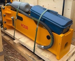 lot 5480 image: Unused 2025 BOX type PC 530 Hydraulic Hammer with 40mm pins to fit 25-ton excavator