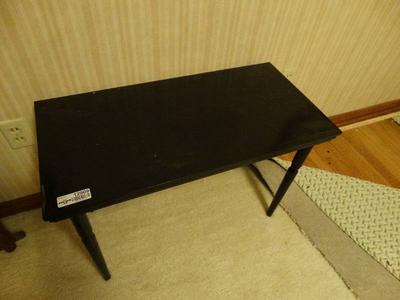 lot 12909 image: Black bench