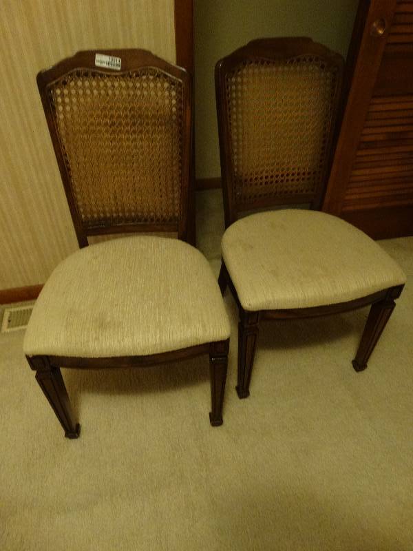 lot 12914 image: 2 upholstered dining chairs by Chair Craft