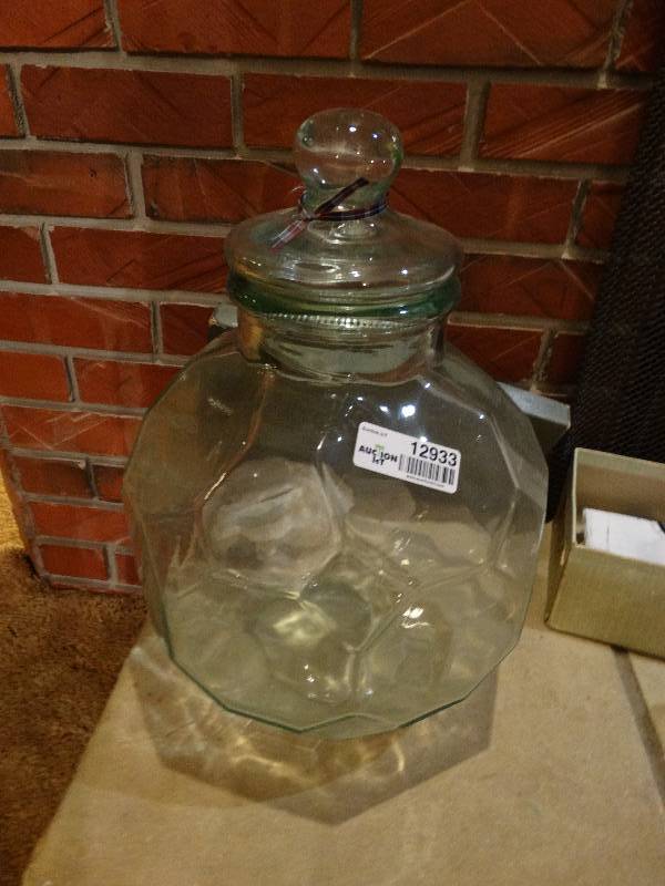 lot 12933 image: LARGE glass lidded jar