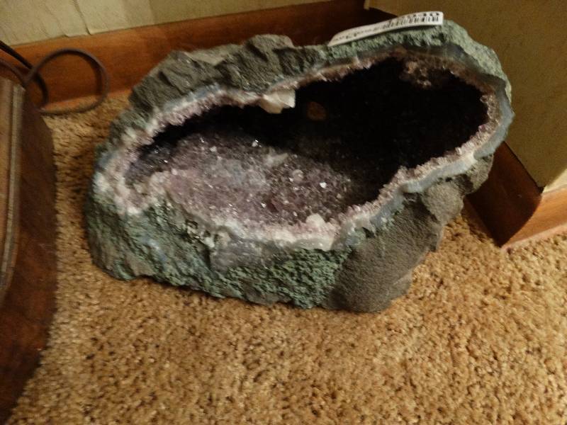 lot 12940 image: Large amythest geode