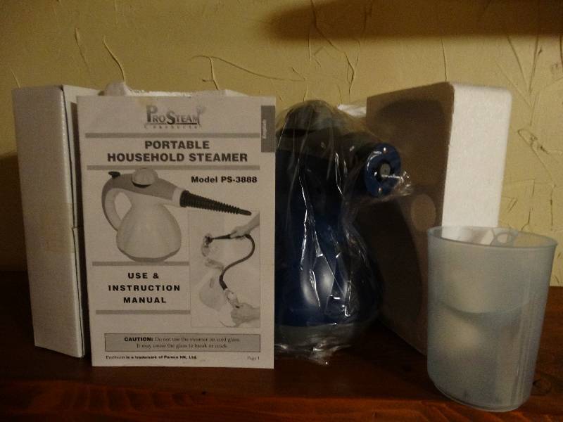 lot 12993 image: Portable household steamer- New in box