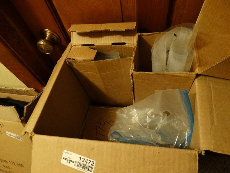 lot 13472 image: lot of various space storage bags