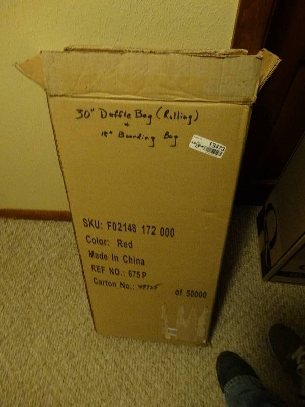 lot 13473 image: 30 rolling duffle bag & 18 boarding bag- New in box
