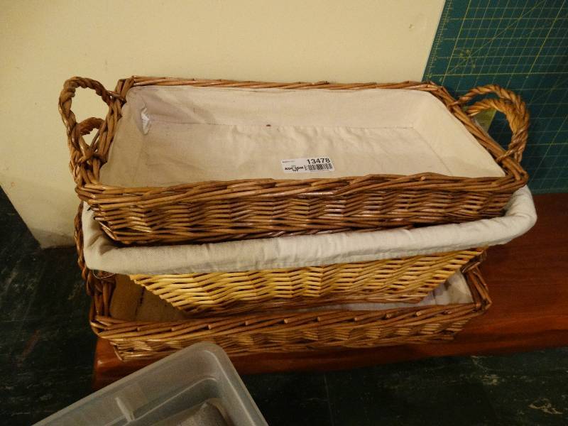 lot 13478 image: 3 serving baskets