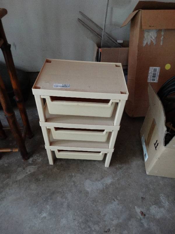 lot 13513 image: Plastic shelf with 3 pull out drawers.