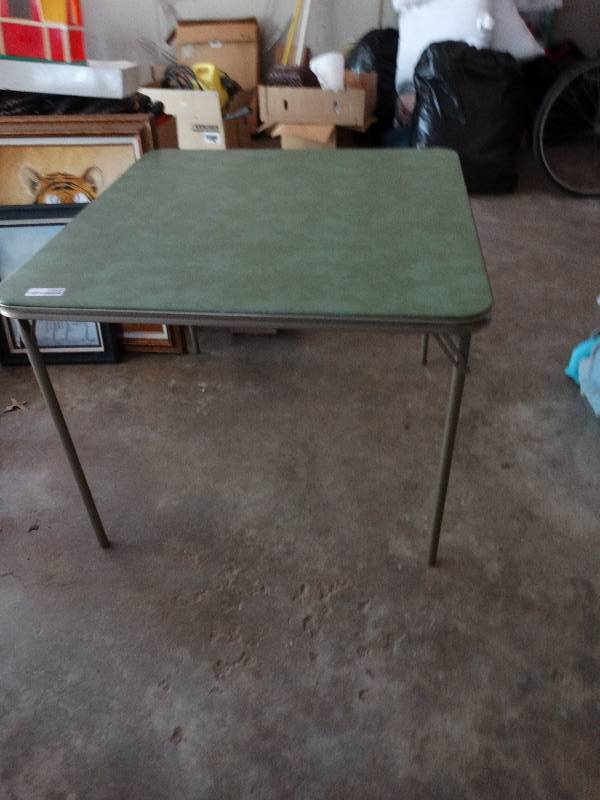 lot 13532 image: Card table with 4 chairs.