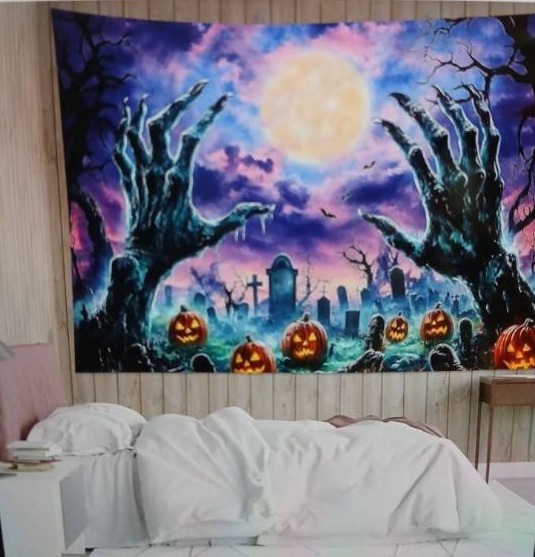 lot 26814 image: Horror Halloween Tapestry 59.1 x 82.7in