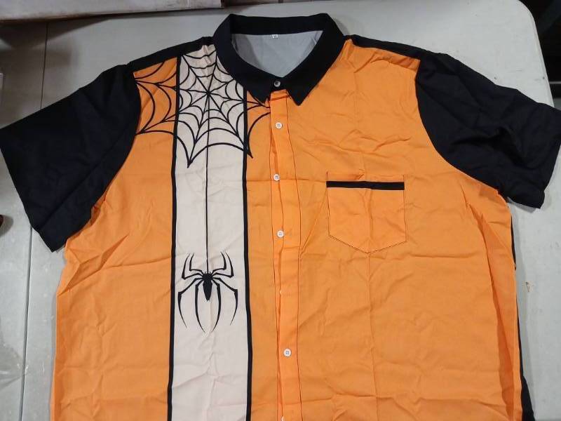 lot 42181 image: Mens Halloween Spider Web Button-Up Shirt M