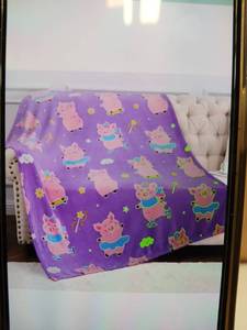 lot 23338 image: Hohoto Pig Glow In The Dark Premium Flannel Throw Blanket 50 x 60in