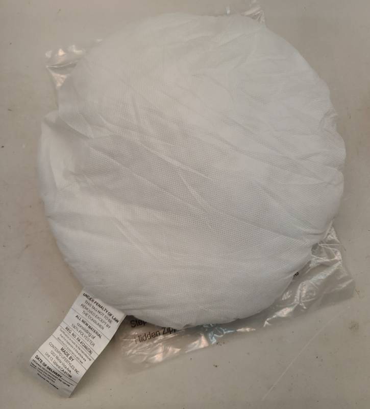 lot 60542 image: Sham Stuffer Square Pillow Insert Polyester,12 Round, White 