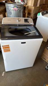 lot 102 image: Maytag High-Efficiency Top Load Washer