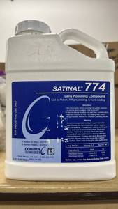 lot 1526 image: Satinal 774 Lens Polishing Compound - 1 Gallon