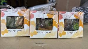 lot 1534 image: Decorative Incense Cone Gift Set