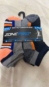 lot 5433 image: Zone Pro Boys Half Cushion No Show Socks 6-Pack Size large